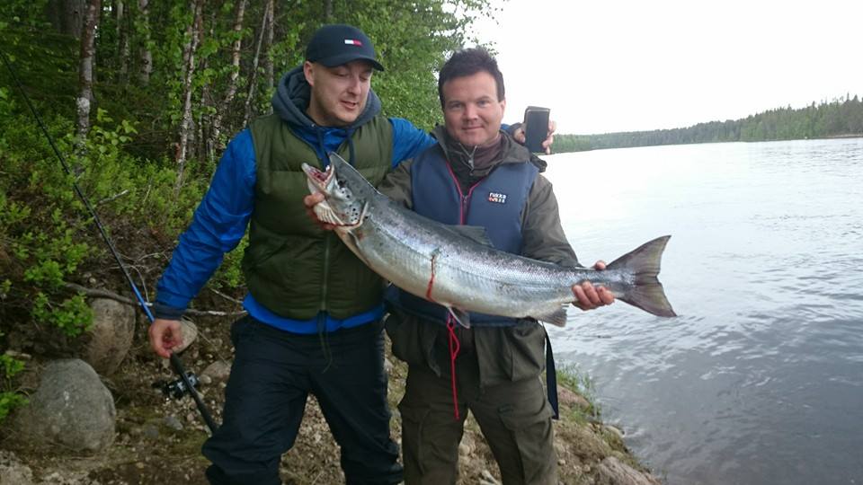 Muoniojoen lohi Mikael Kukkonen Jani Liukkonen erältä ja elämästä kalastus blogi.jpg